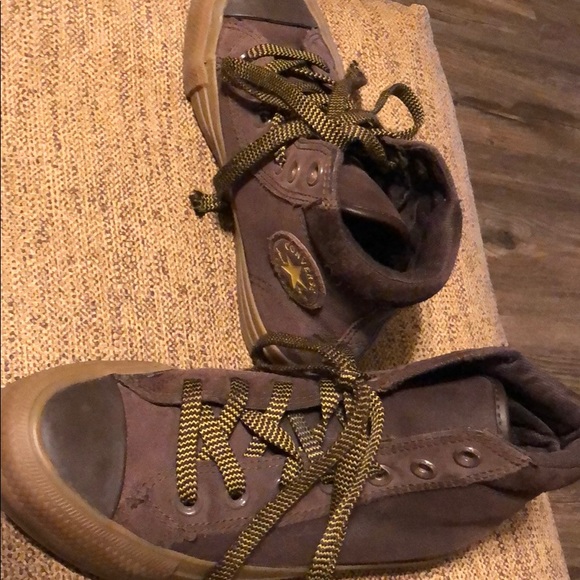 Converse shoes - Picture 2 of 3